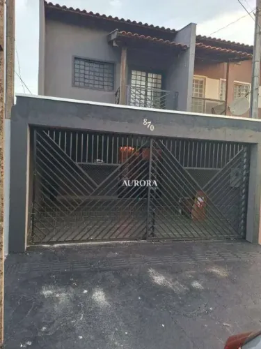 Sobrado com 3 dormitórios para alugar, 125 m² por R$ 2.700,00/mês - Interlagos - Londrina/