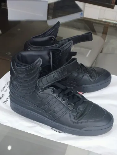 adidas Wings 4.0 Jeremy Scott preto