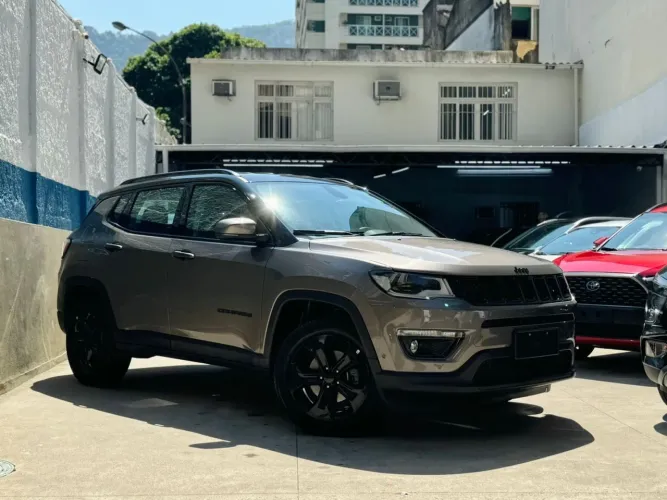 Jeep Compass Night Eagle Flex Automático   25.000 KM