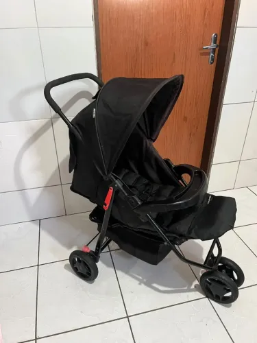 Carrinho de bebê voyage unissex