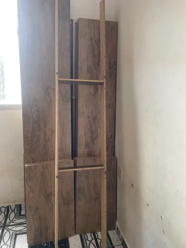 Guarda roupas antigo