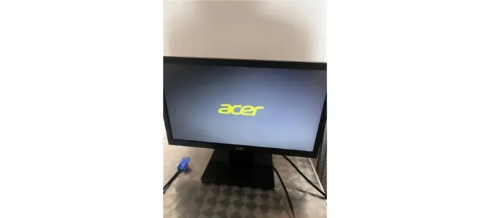 Monitor LED Acer V206HQL 19,5" Preto