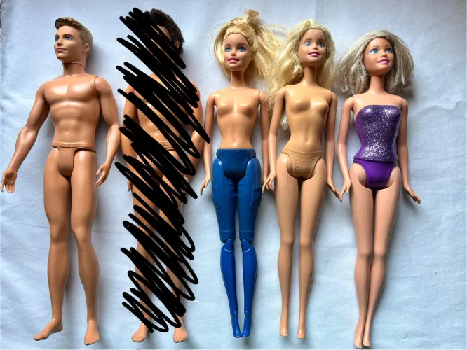 4 Bonecos Barbie e Ken Mattel