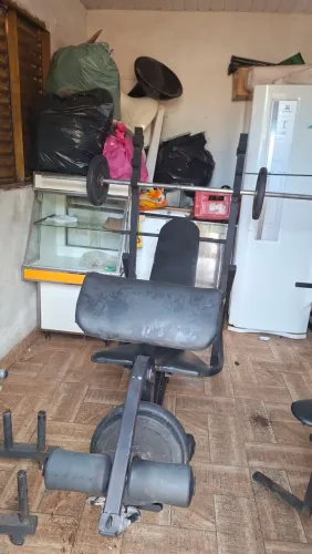 Vendo aparelho  de academia 