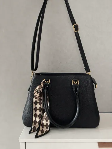 Bolsa nova linda ainda na etiqueta