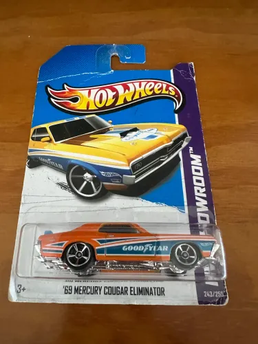 Hot Wheels 69 Mercury Cougar Eliminator Goodyear lacrada desde 2013