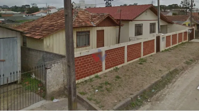 Terreno de 770m com Duas Casas, na Lapa-PR