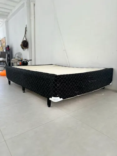 Cama