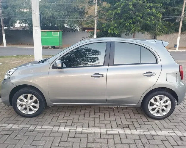 Nissan March SV 1.6 16V Flexstart 5P Mec. 2020