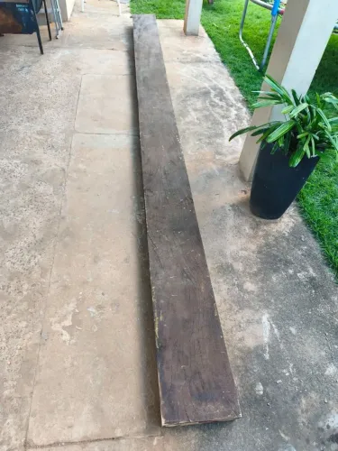 Viga de Madeira Peroba