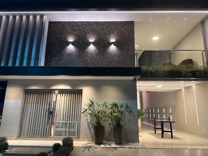 Vendo linda casa duplex recém reformada vila firenze 4 suítes + placa solar+ piscina