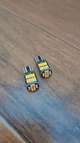 Par de Lâmpadas Led T10 Laranja/Âmbar p/ Lanterna Farolete