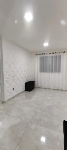 Valor já incluso o condomínio e água, ( Condomínio reserva do parque 1 ) 