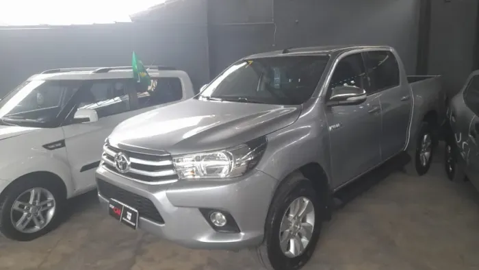 Toyota Hilux CD SRV 4X4 2.8 TDI Diesel Aut. 2017