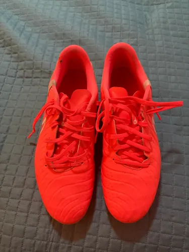 Chuteira Nike Tiempo 10