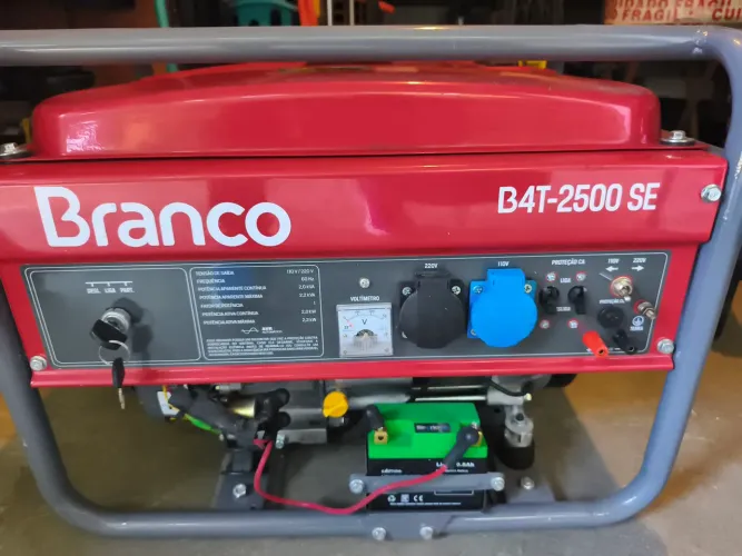 Gerador de energia B4T 2500SE automático