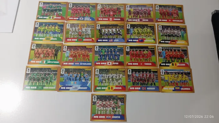 LOTE EXCLUSIVO: 21 FIGURINHAS DOURADAS MCDONALD'S (SEM REPETIÇÃO).<br>R$ 150,00 + Frete