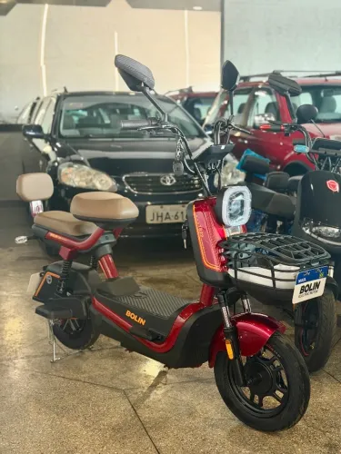 Moto elétrica zero km não precisa cnh não paga Ipva autopropelido