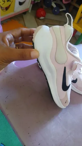 Tenis rosa da Nike menina n 29