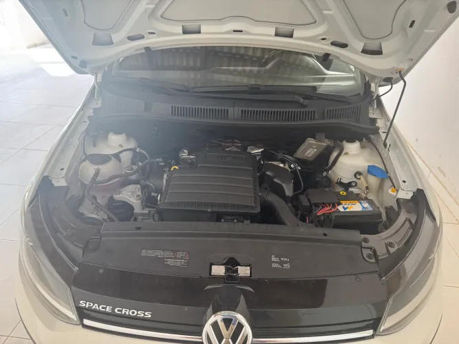 Volkswagen Spacecross 1.6 MI Total Flex 16V 2015