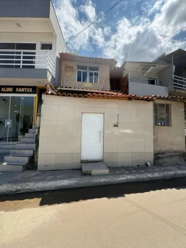 Casa em Xerém próxima ao cemitério do km51