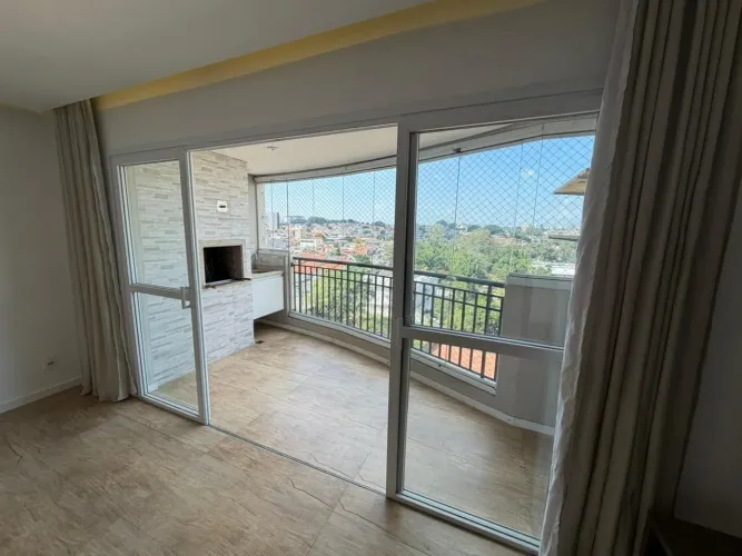 Apartamento no Jardim Aeroporto com 86 metros 3 quartos sendo 1 suíte e 2 vagas