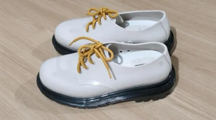 Sapato Melissa Off-White tam. 36<br>Nova, nunca usada! por 70$