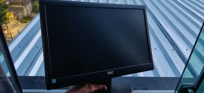 Vende-se monitor AOC,funcionando!!!