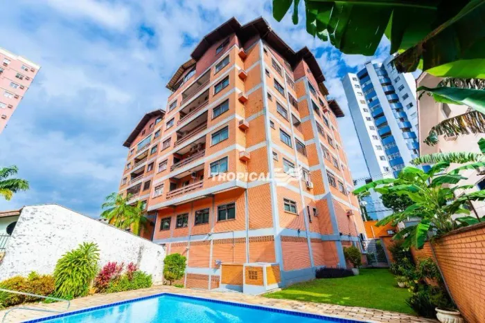 Apartamento com 3 dormitórios para alugar, 157 m² por R$ 3.938,00/mês - Asilo - Blumenau/S