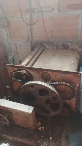 Modeladora caseira de fazer pão