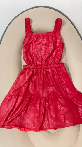 Vendo este vestido