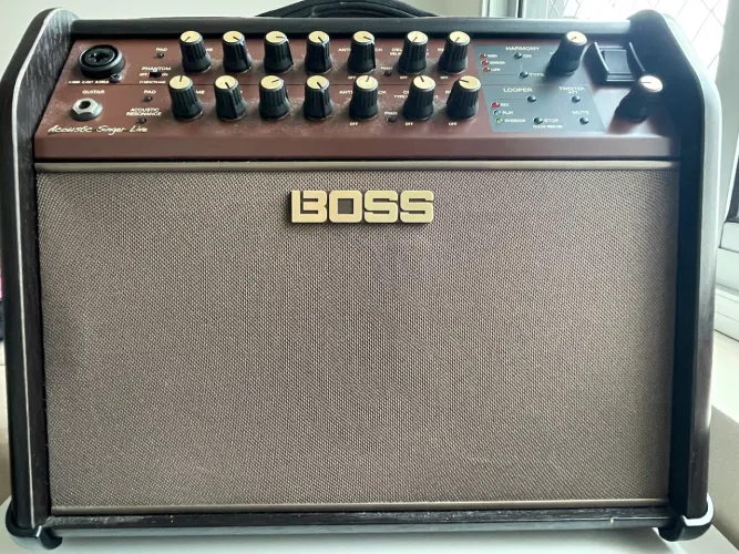 ABAIXOU O PREÇO - Amplificador Boss Acoustic Singer Live