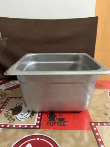 Kit com 7 Cubas de Alumínio - 1 Grande + 6 Médias