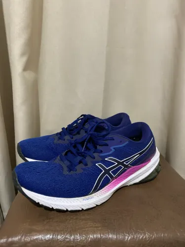 Tênis Asics GT-1000 11 feminino tamanho 40