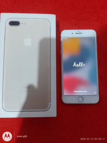 Vende-se iPhone 7 Plus- 128 GB.