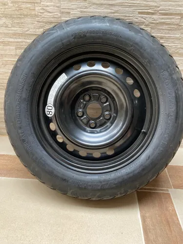 Pneu (estepe) de Rav 4