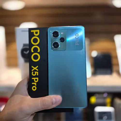 Poco X5 Pro 5G, 256/8GB RAM, cor azul, usado, acompanha caixa e carregador original.