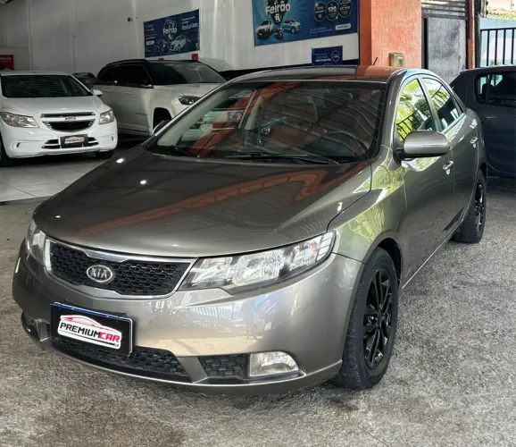 Kia Motors Cerato 1.6 16V Mec. 2012