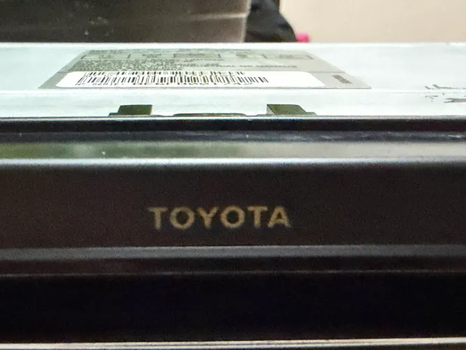 Rádio CD Toyota - retirado do Corolla 2006