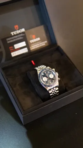 Tudor black bay chrono blue