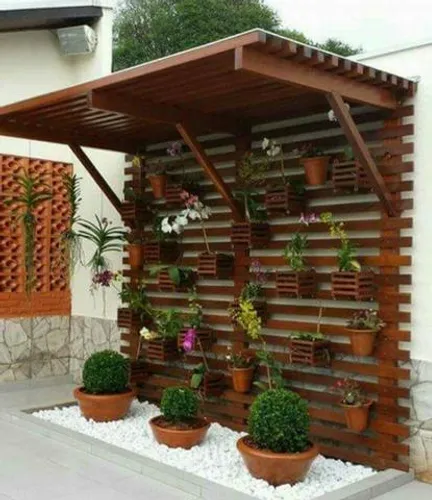 Floreira Rústica de Peroba Rosa Sob Medida