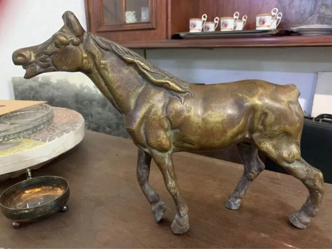 Cavalo 4kgs Bronze Maciço sem o Rabo