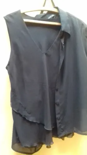 Conjunto de Blusa Preta Tecido Fino