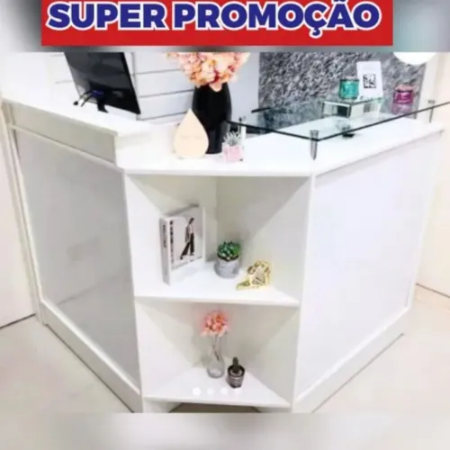 Balcão caixa em L atendimento promoção