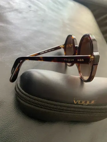 Óculos de sol Vogue