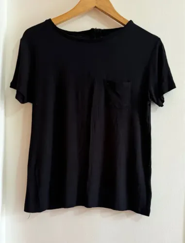 Camiseta Preta da Handbook