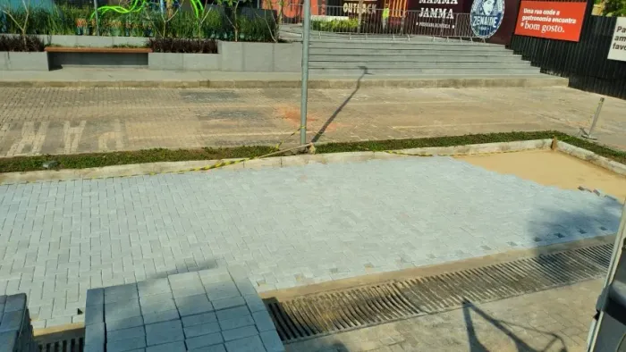 Paver Prisma 10x20x06 cm - 35 Mpa - para calçada e estacionamento de veículos leves