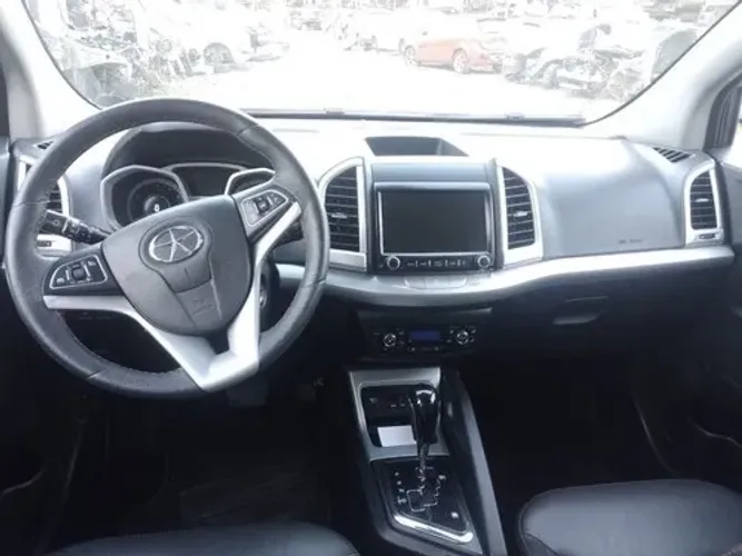 SUCATA JAC T5 2018