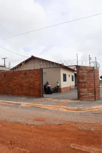 Uma linda casa em Chapada dos Guimarães-MT,localizado no bairro Vale da Chapada
