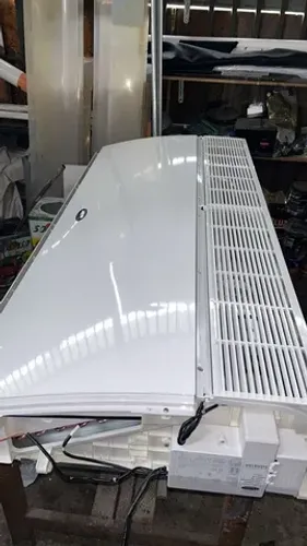 Ar condicionado piso teto 60.000 Btu CARRIER